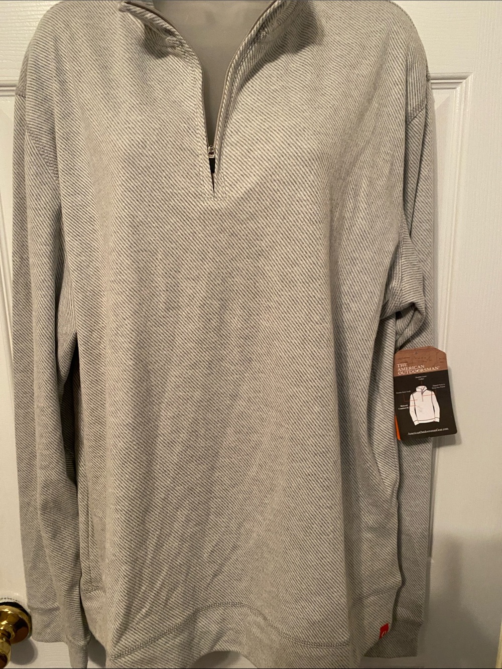The American Outdoorsman Original Penguin Men's Light Gray Zip-Up Pullover